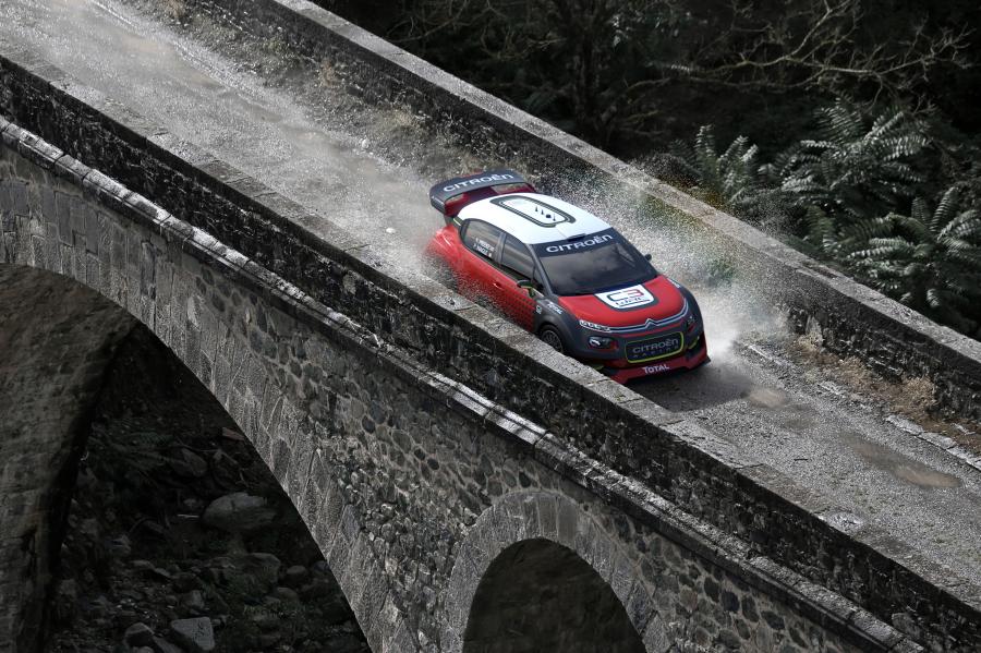  Citroen C3 WRC Concept 2016 года  (фото 14 из 21)
